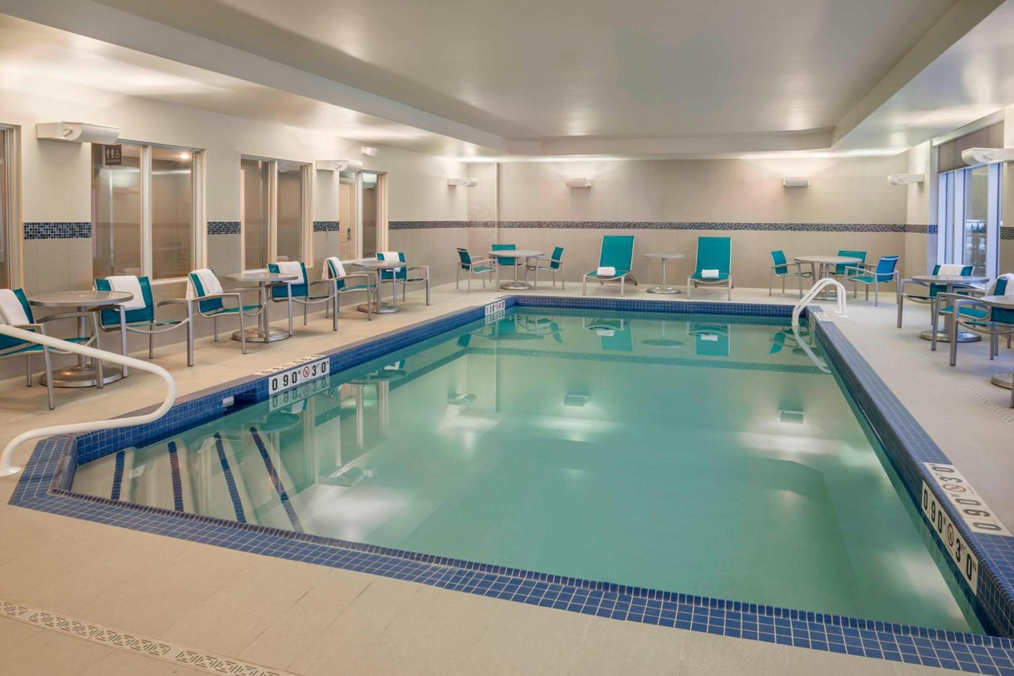 Towneplace Suites By Marriott Ottawa Kanata מראה חיצוני תמונה