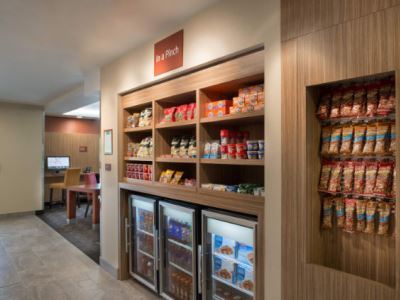 Towneplace Suites By Marriott Ottawa Kanata מראה חיצוני תמונה