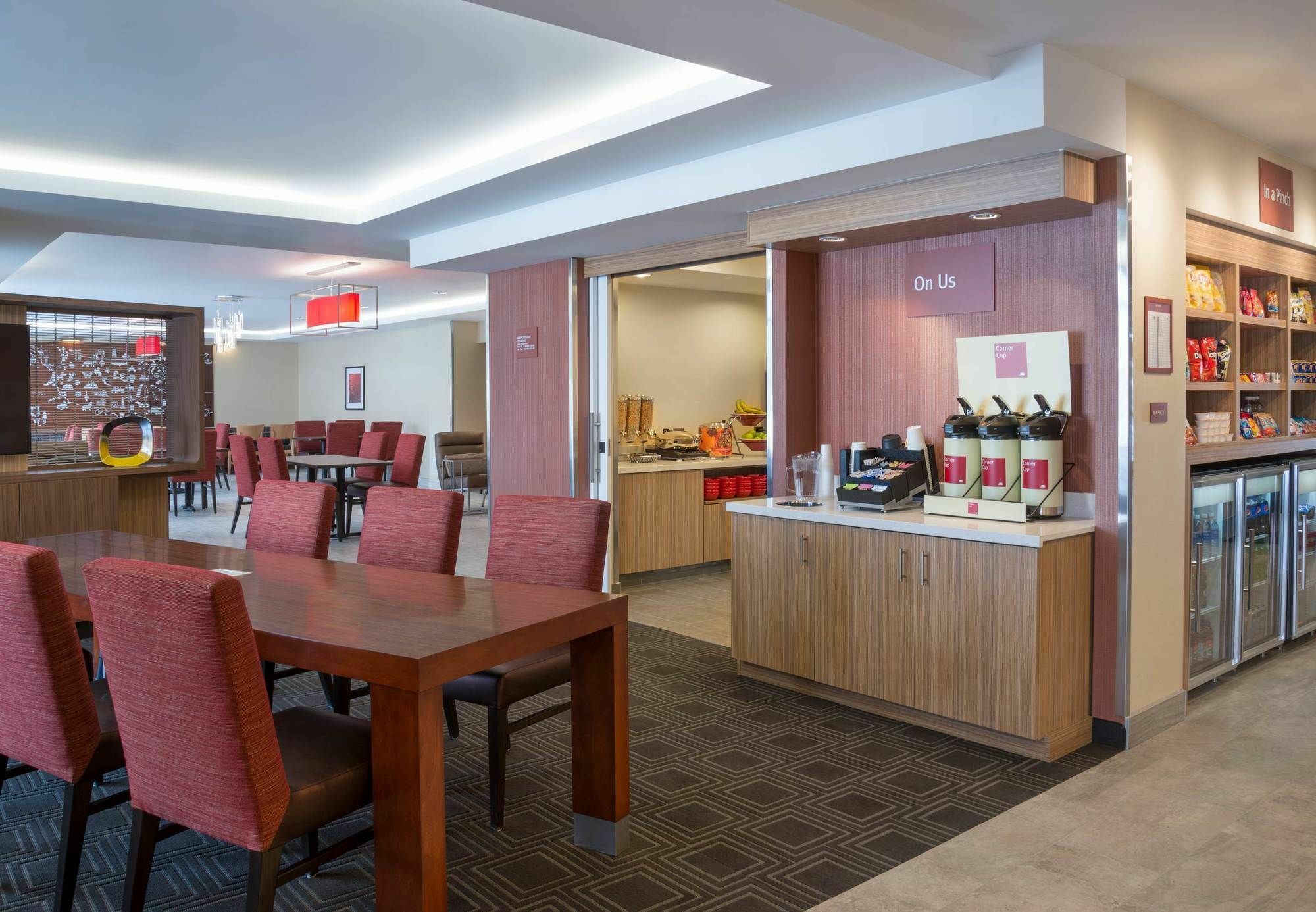 Towneplace Suites By Marriott Ottawa Kanata מראה חיצוני תמונה